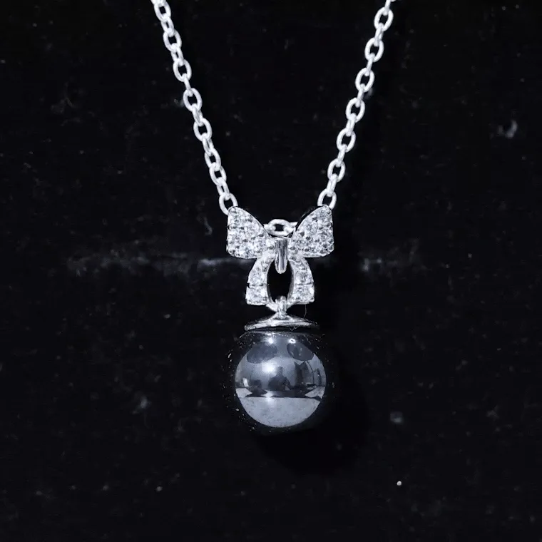 Black Pearl Drop Pendant Necklace with Diamond Bow