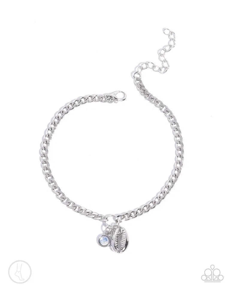 Paparazzi Bracelet ~ Conch Comeback - White