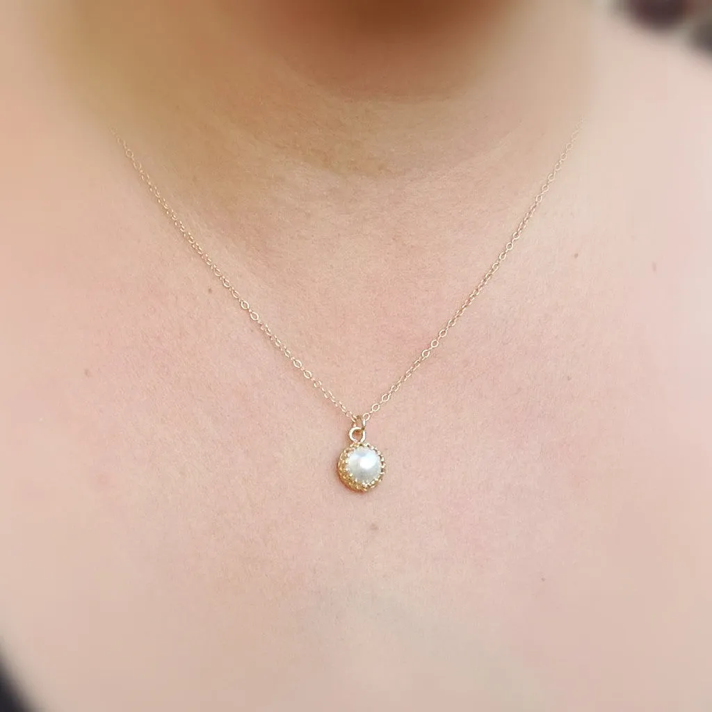 Pearl necklace white pearl pendant gold necklace
