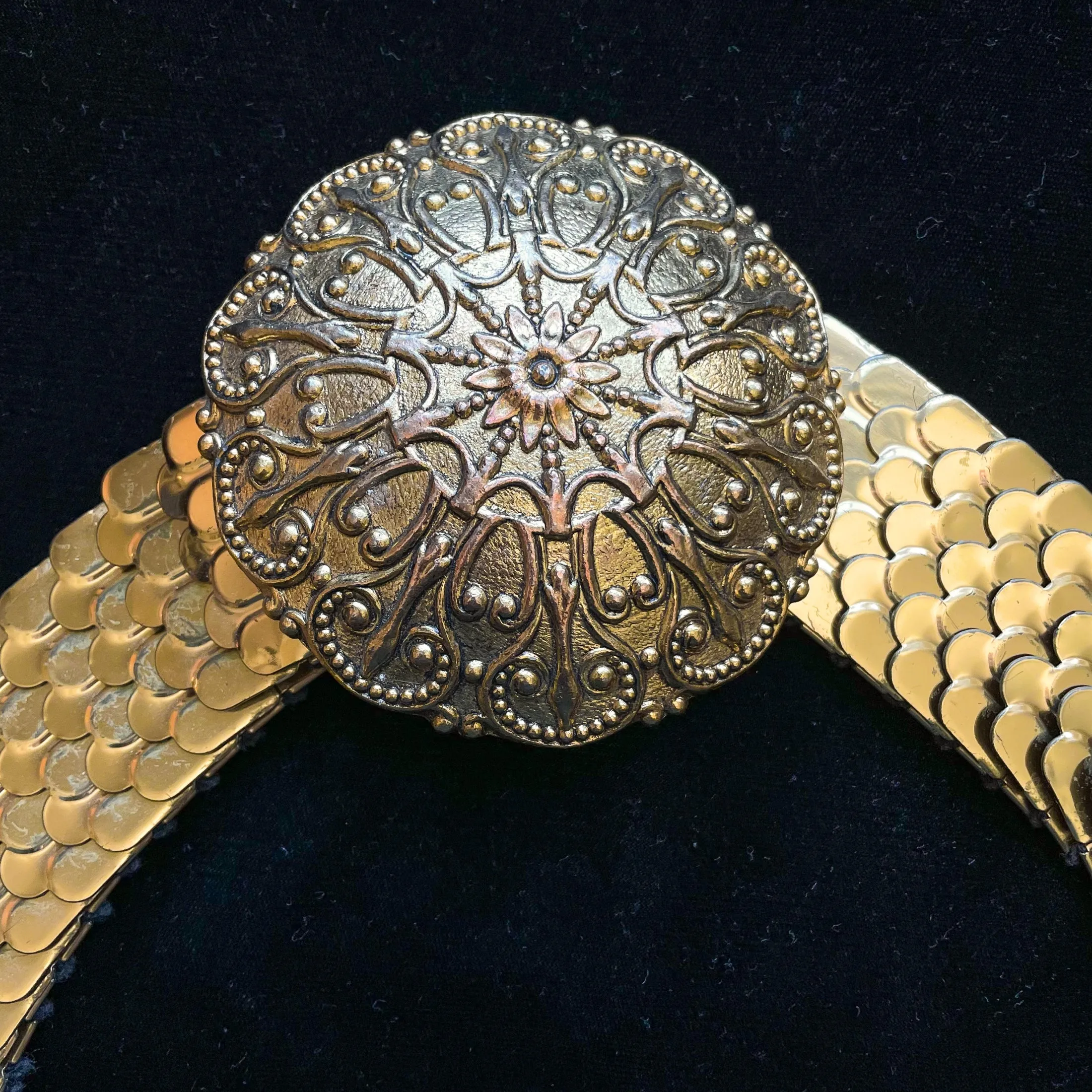 Saks Fifth Ave/Stanger Vintage Fish Scale Expanding Belt, 4" Statement Buckle