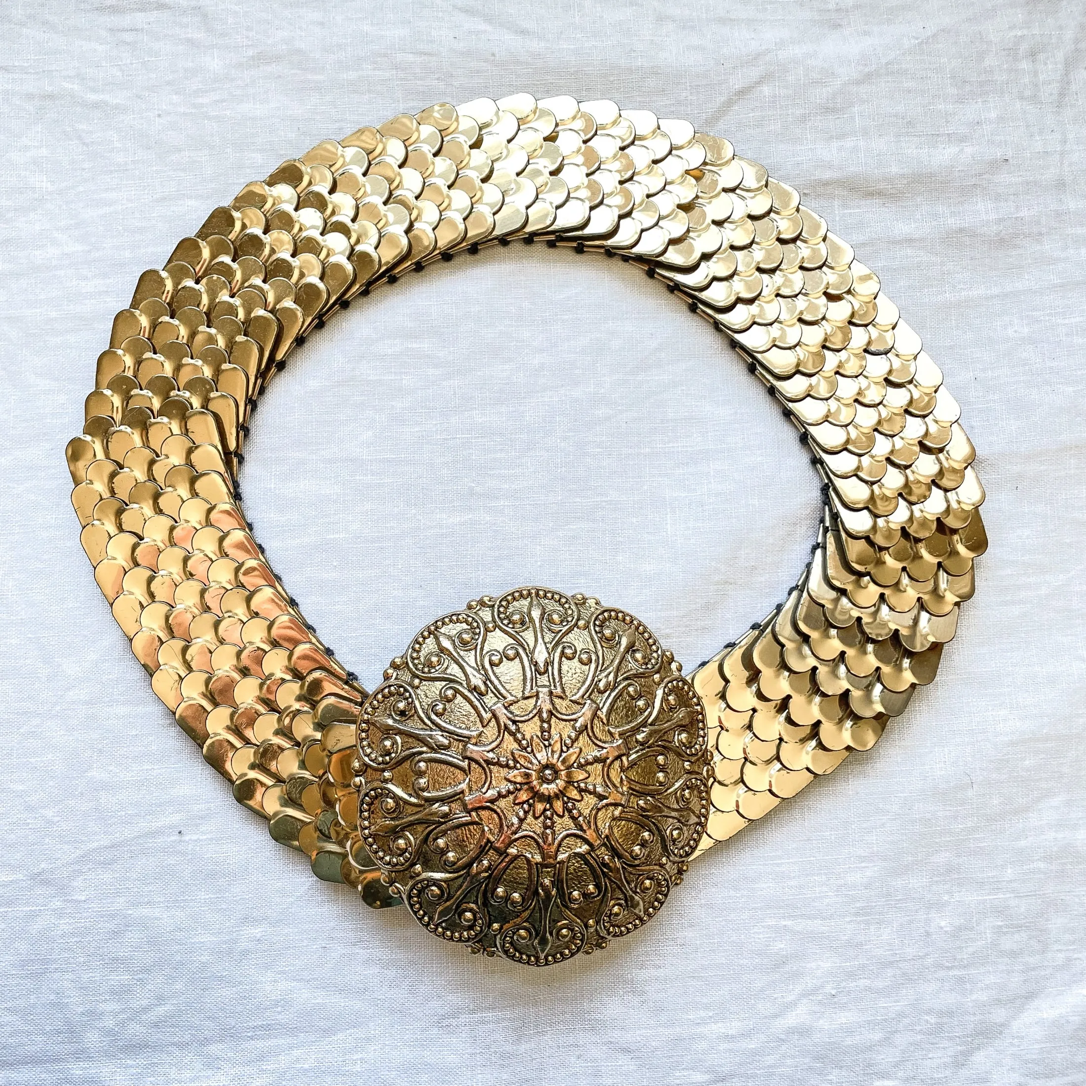 Saks Fifth Ave/Stanger Vintage Fish Scale Expanding Belt, 4" Statement Buckle